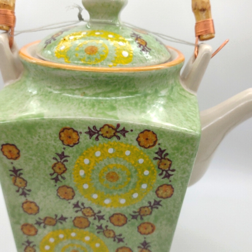 Tea pot by Miyabi new